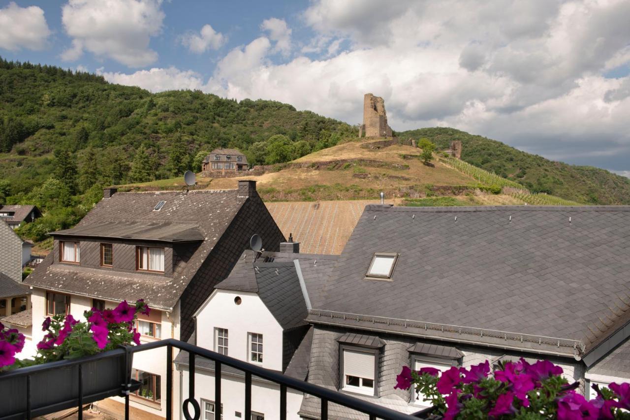 Ferienwohnung Burgblick Coraidelstein Klotten Buitenkant foto